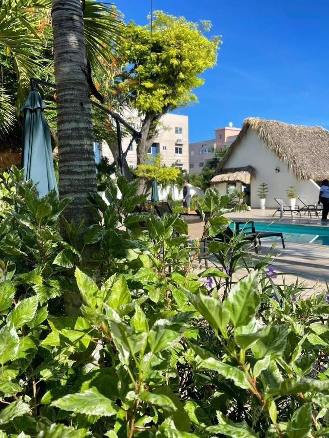 Nuovo Hotel Playa Catalina La Romana Bagian luar foto
